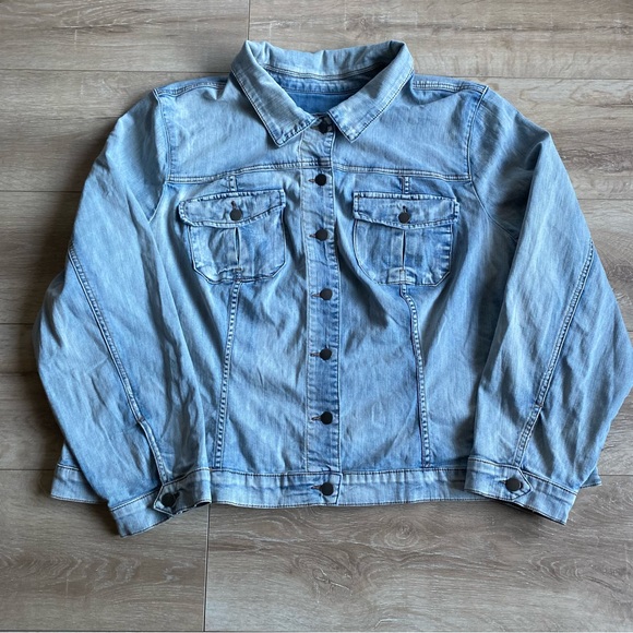 Kut from the Kloth Jackets & Blazers - Kut From The Kloth Jean Jacket 3XL plus size Amelia Jacket